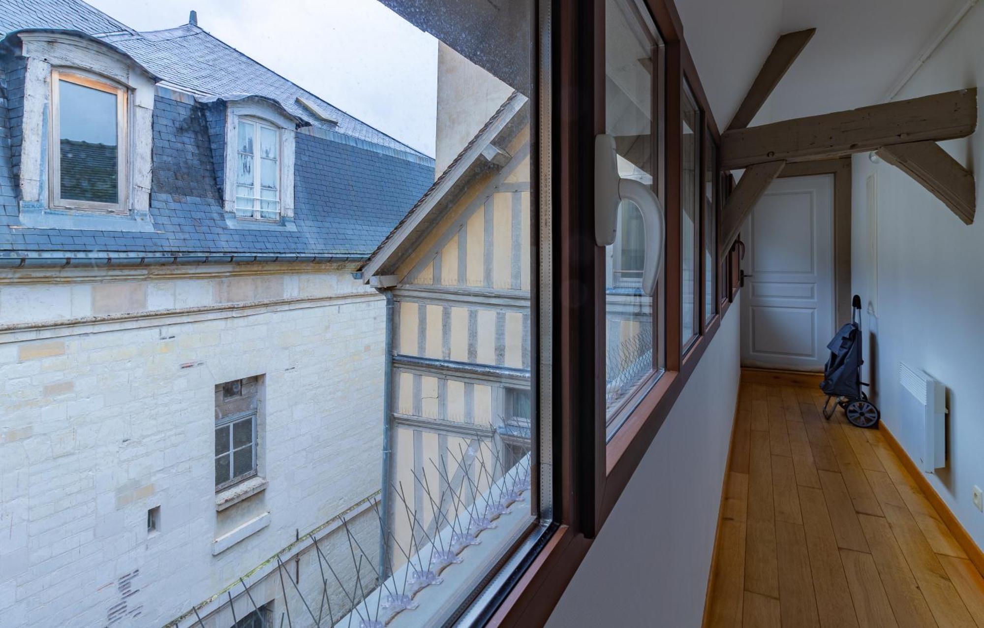 Ferienwohnung Le 13 Elegant Troyes Exterior foto